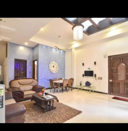 Mount Bliss Villa Лонавала Екстериор снимка